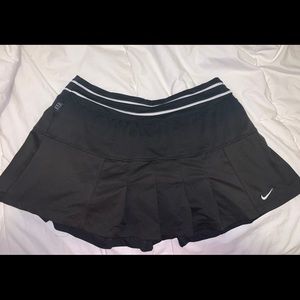 Limited edition nike pleated skirt